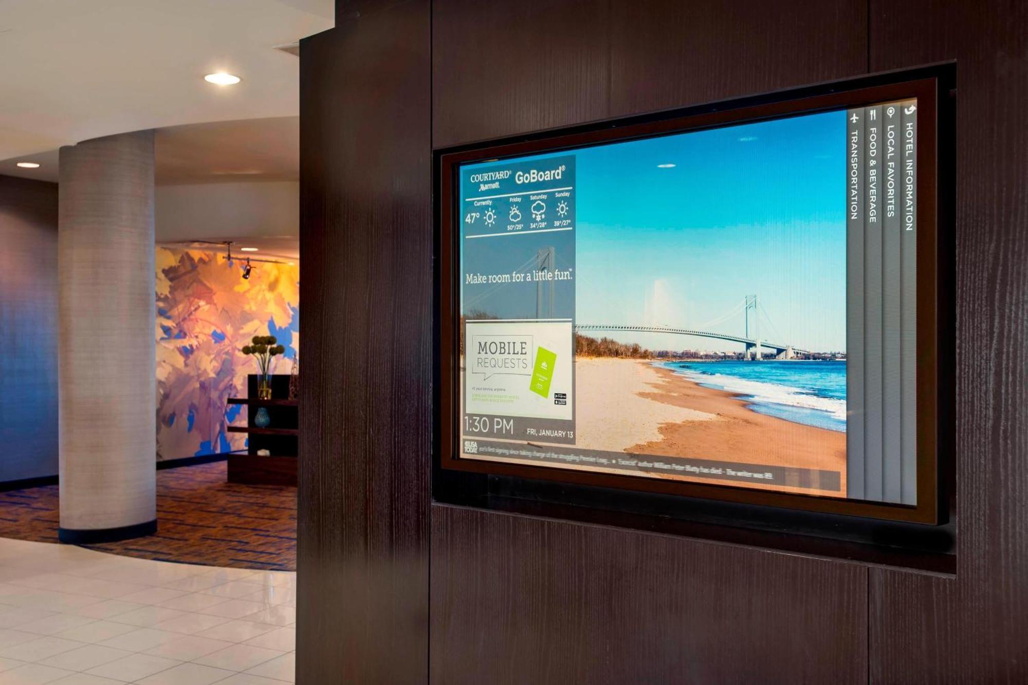 Courtyard Republic Airport Long Island/Farmingdale Hotel Eksteriør billede